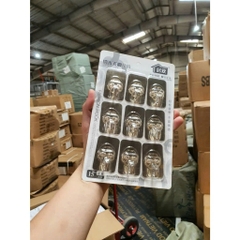 Vỉ móc dán tường vỉ 9 cái.