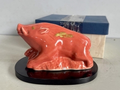 heo đỏ đốm vàng