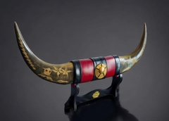 Sừng_Biểu tượng cho vương quyền,sức mạnh và thành công.Được các nghệ nhân JP chạm trổ bằng tay rất tinh xảo và sống động.