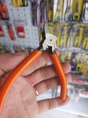 Kìm cắt nhựa lưỡi bằng Fujiya APN-125FS