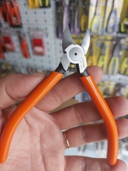Kìm cắt nhựa lưỡi tròn Fujiya APN-125RS