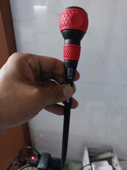 Tô vít cách điện cán tròn Vessel No.225+2x150