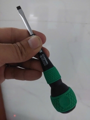 Tô vít đóng 2 cạnh cán tròn VESSEL 230-5.5x75