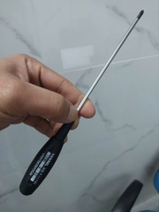 Tô vít 4 cạnh VESSEL No.610+1x150