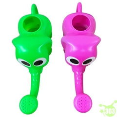 Bình tưới cây Nakaya hình voi 1L