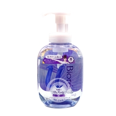 Sữa tắm KAO Biore dưỡng ẩm dạng vòi màu tím 540ml