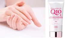 Kem dưỡng tay Kose Q10 80g (8 loại) (Trắng (nâng tông da))