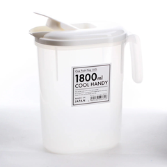 Bình nước có nắp bật Yamada 1.8L