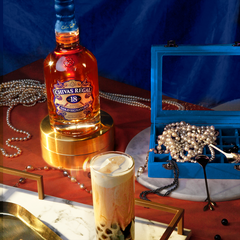Rượu Chivas Regal 18-year-old Gold Signature 1000ml (duty free Nhật)