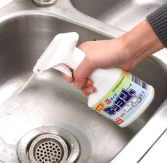 Dung dịch xịt vệ sinh bếp Rocket 300ml