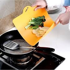 Thớt dẻo Inomata - thái rau màu cam