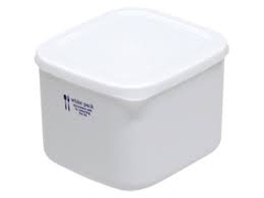 Hộp nhựa Nakaya White Pack vuông 1L