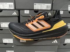 GIÀY CHẠY BỘ NHẸ ULTRABOOST LIGHT 23 - HQ8595