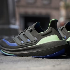 GIÀY ULTRABOOST LIGHT - IF2414 form ôm tăng size