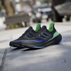 GIÀY ULTRABOOST LIGHT - IF2414 form ôm tăng size