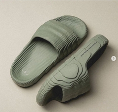 ADILETTE 22 SLIDES - ig8264
