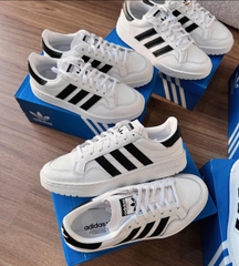Giày  team court "cloud white" eg9734
