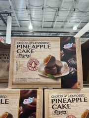 Bánh Dứa Phủ Chocolate Enrobed Pineapple Cake