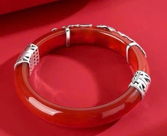 V123 Vòng tay cẩm thạch bọc bạc chạm hoa bạc