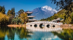 昆明 ：大理 - 麗江 - 香格里拉 - 雪山（六天五夜） 贈送欣賞由名導演「張藝謀」執導的戶外實景表演《印象麗江》 CÔN MINH -  ĐẠI LÝ - LỆ GIANG - SHANGRILA - NÚI TUYẾT（6 NGÀY 5 ĐÊM)