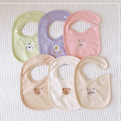 Yếm cổ vuông/cổ tròn thêu hoạ tiết Monona