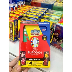 Hộp thẻ Topps Match Attax Euro Mega Tin 2024