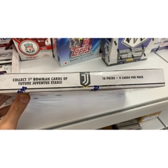 Hộp thẻ bóng đá Juventus Topps Chrome Hobby Box 2022/23