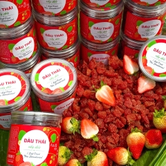 Dâu Sấy Dẻo Chuẩn Thái 🇹🇭 250gr – Chua Ngọt Hảo Hạng, Ăn Một Lần Là Ghiền