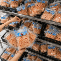 Bánh Tráng Tỏi Bò Chua Cay ( 12 gói/ Xâu )
