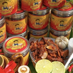 Khô Bò Vụn Cháy Tỏi 220gr – "Vụn" Nhưng Ngon & Chất, Mồi Bén Không Thể Thiếu