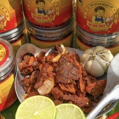Khô Bò Vụn Cháy Tỏi 220gr – "Vụn" Nhưng Ngon & Chất, Mồi Bén Không Thể Thiếu