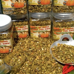 Hạt Bí Rang Tỏi Ớt Ăn Là Mê, Cay Thơm Giòn Rụm 500gr