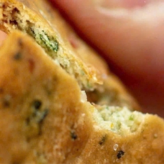 (NGUYÊN THÙNG) Bánh Quy Ăn Kiêng 9 Loại Rau Củ Weisel (Gói 328g)