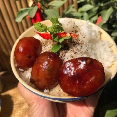 Lạp Xưởng Hồ Lô Trứng Muối Đặc Sản Sóc Trăng - Ăn Vặt Api Food