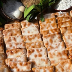 Bánh Lạt Đường Vuông Tuổi Thơ Giòn Xốp, Ngọt Nhẹ Thơm Bơ, Bánh Chay - Ăn Vặt Api Food