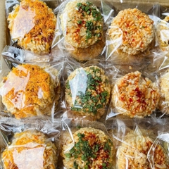 Cơm Cháy Viên Mini Mix Đủ Vị Siêu Ngon (50-54 Cái) - Ăn Vặt Api Food