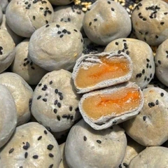 Bánh Pía Mini Than Tre Mix Khoai Môn Kim Sa Trứng Muối ( Hộp 11 - 12 Cái )