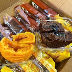 Bánh Trung Thu Lava Trứng Chảy Bibizan 540gr ( Hộp 12 Cái )