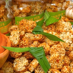 Snack Cơm Viên Lắc Rong Biển Mắm Giòn Rụm Chuẩn Vị, Ăn Là Ghiền 400gr