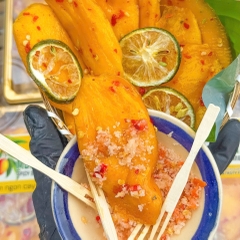 Xoài Lắc Muối Ớt Chanh Cay Mặn Ngọt, Chua Chua, Giòn Giòn Siêu Ngon 400gr