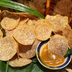 Khoai Môn Lát Sấy Trứng Muối, Giòn Tan, Béo Bùi, Đậm Đà Khó Cưỡng 200gr