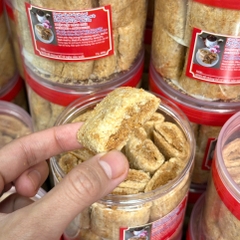 Kẹo Đậu Phộng Giòn Xốp, Béo Bùi, Ngọt Ngào Chuẩn Vị Truyền Thống 400gr