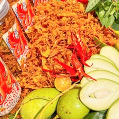 Mực Xé Tỏi Ớt 250gr, Cay Nồng Đậm Đà, Càng Ăn Càng Ghiền