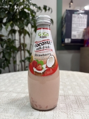 Sữa dừa với thạch dừa hương dâu Coco Royal