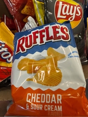 Bánh Ruffle Cheddar Mỹ 28.3g