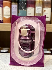 Set 4 Món Bath & Body Works A Thousand Wishes Mỹ – Xịt Thơm, Sữa Tắm, Dưỡng Thể & Kem Dưỡng Da Tay
