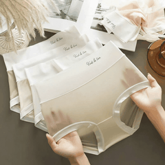 Quần lót nữ QB trơn mỏng cạp phối chữ basic đơn giản 16E