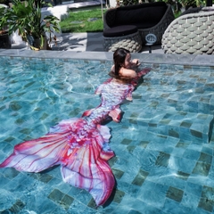 Đuôi Người Cá Lộ Trung Hoả