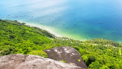Tour Đảo Hòn Sơn