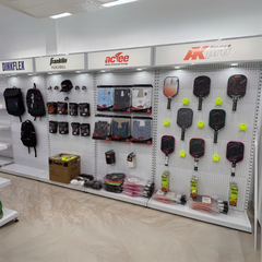 Kệ Treo vợt Pickleball Tôn Lỗ Có Đèn LED Hộp Logo Hắt Sáng